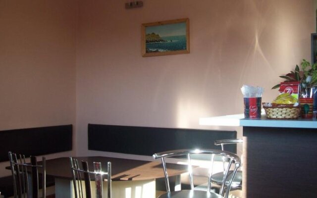 Guest House Dinev