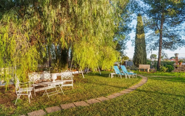 Splendid Holiday Home in Utrera With Garden