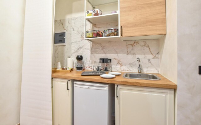 Beautiful Home in Catania With Sauna, Wifi and 1 Bedrooms