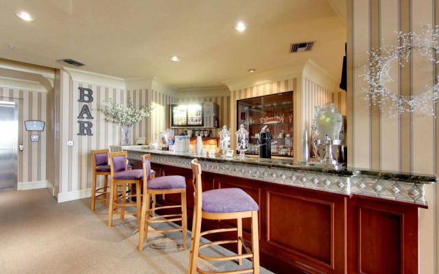 Emerald Grande Condominiums at HarborWalk Village
