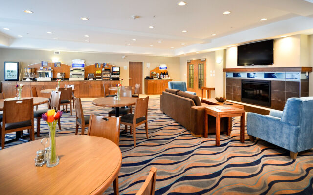 Sandman Hotel & Suites Squamish
