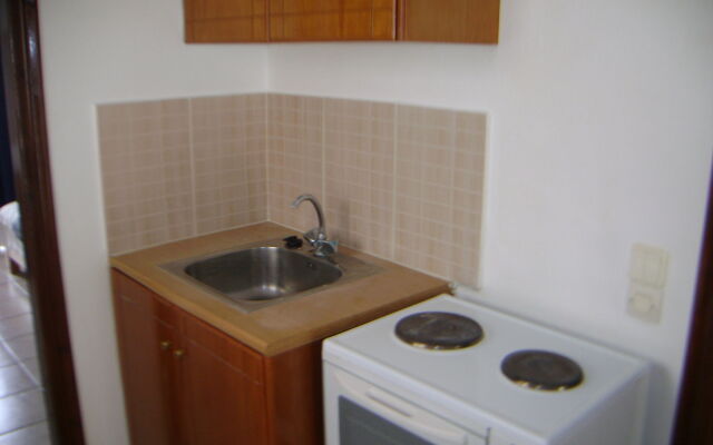 Oceanis Rooms Apartments