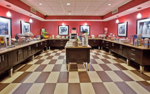 Hampton Inn Niagara Falls