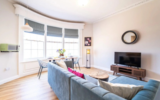 King Street Residence - 2 Bedrooms - Parking - Town Centre ⭐ ⭐⭐⭐⭐