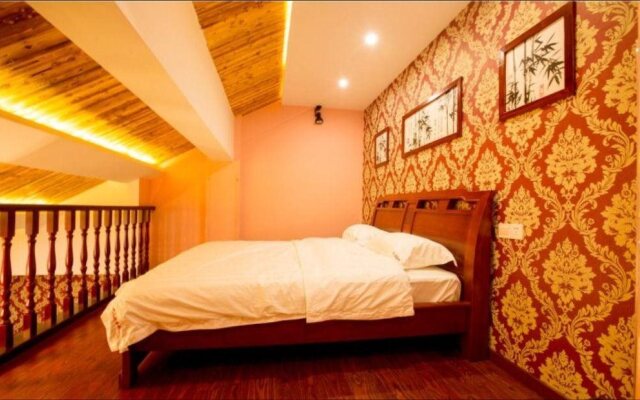 Wuzhen Shibajian Theme Inn