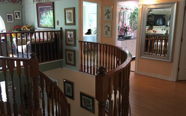 Diana's Luxury Bed and Breakfast