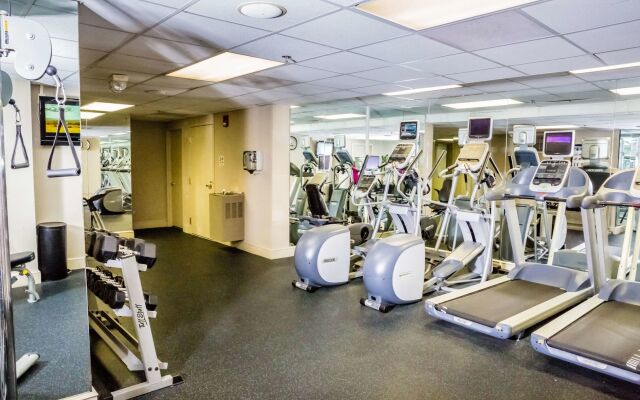 Hotel Phillips Kansas City Curio Collection by Hilton