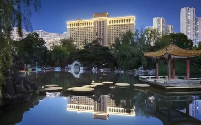 Huayang Plaza Hotel