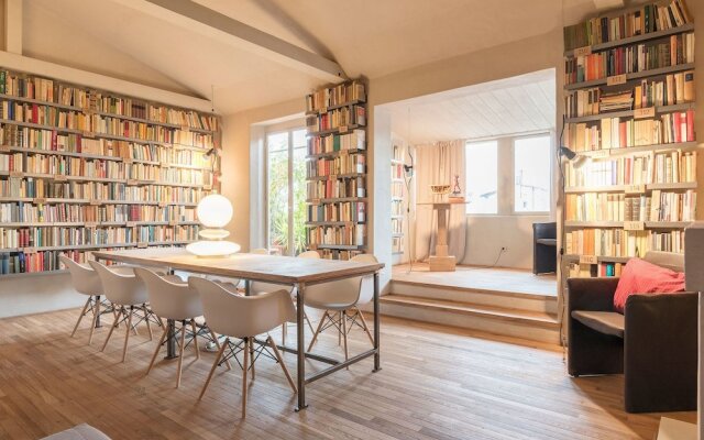 Unique Stylish Flat up to 6 Guests Near Vatican