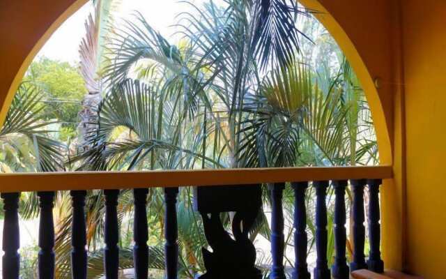 Maya Breeze Inn