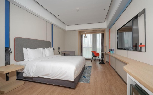 Holiday Inn Express Qingdao Northern West Coast, an IHG Hotel – Guest Rooms – Qingdao