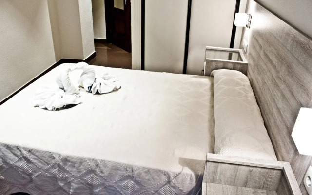 Hotel Playa Poniente