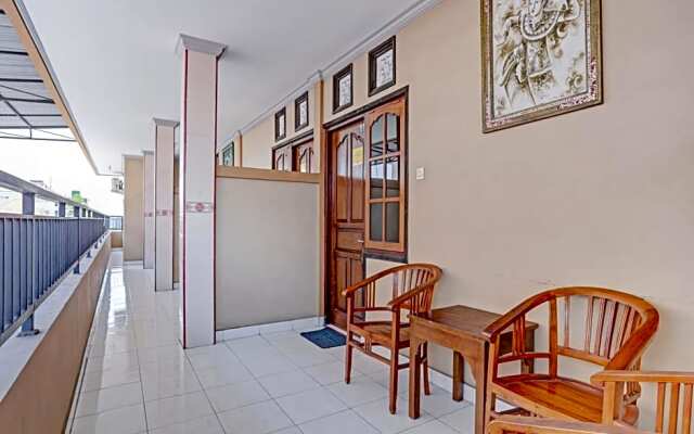 OYO 90520 Kuta Family Guest House