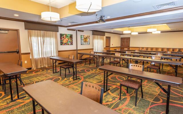 La Quinta Inn & Suites Bentonville