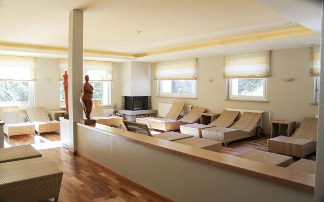 Arosa Alpine Club - Adults Only