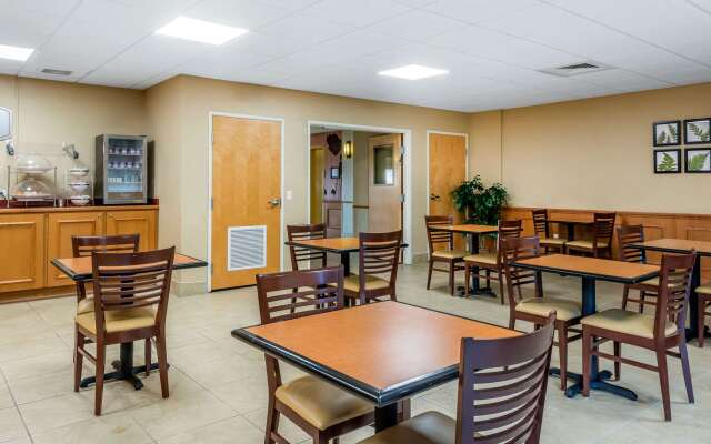 Sleep Inn and Suites - Ocala / Belleview