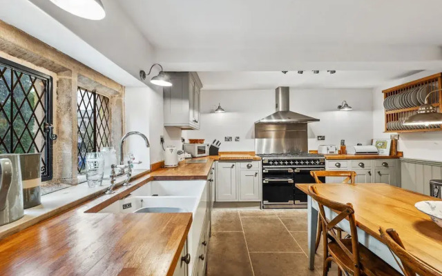 Host Stay Old Hall - Middle Mayfield