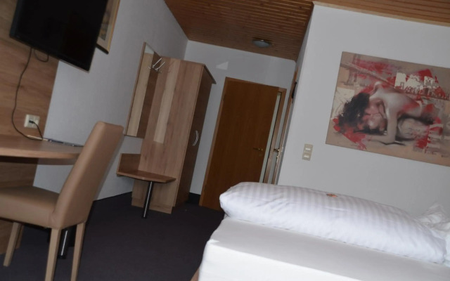 TIPTOP Hotel Hirt