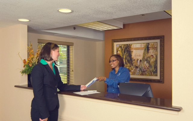 Candlewood Suites Indianapolis Downtown Medical District by IHG