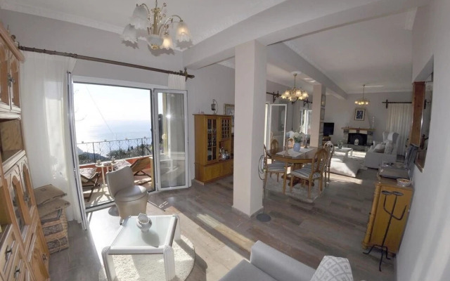 Villa Tango