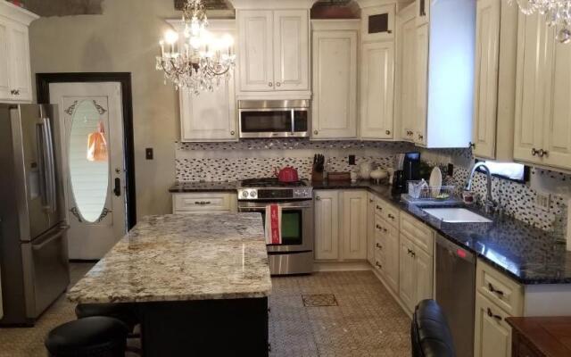 Historic Victorian Inn