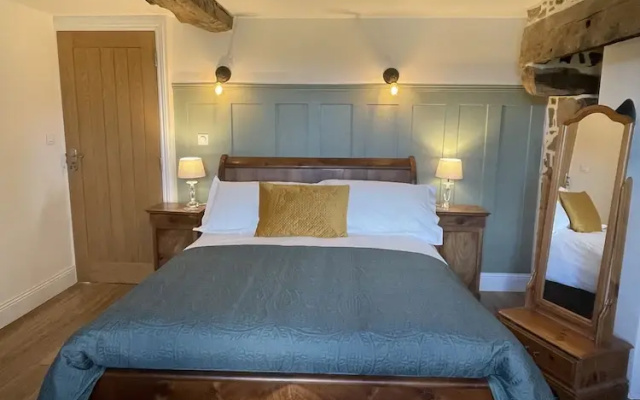 Frenes B & B