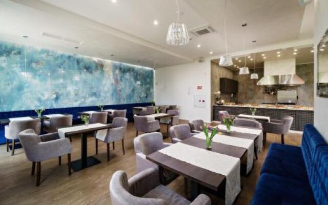 Impresamente Art Hotel