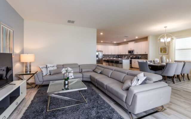 6 Bedroom Golf Course Resort Villa