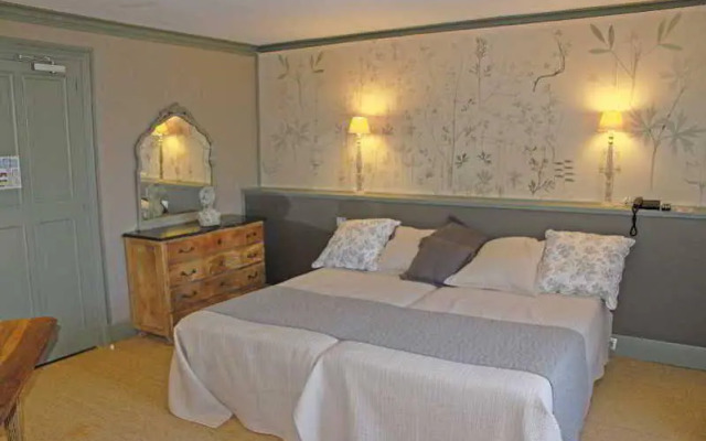 Château de Larroque