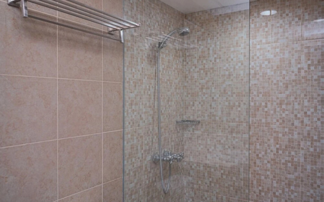 Spacious and Elegant 3BR at Great Western Apartment