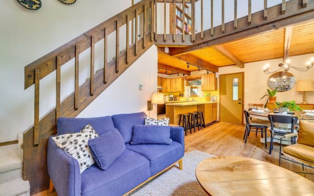 Traditional Blakeslee Chalet: Deck & Lake Access!