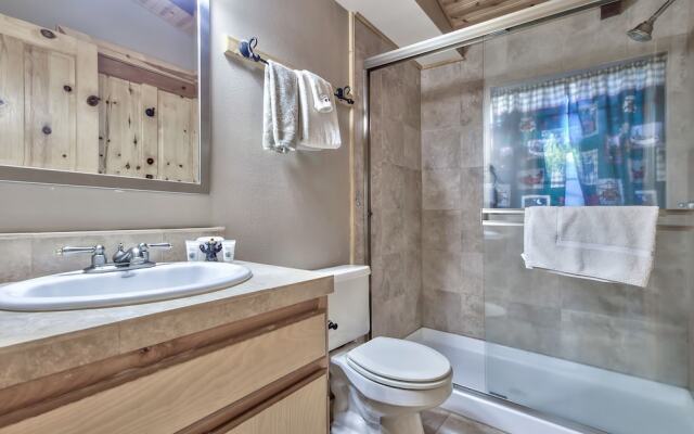 The Snowshoe Inn  592ss 4 Bedroom Cabin