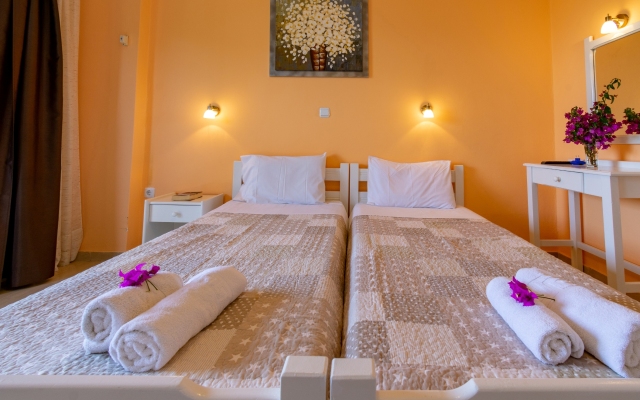 Marilena Apartments & Studios