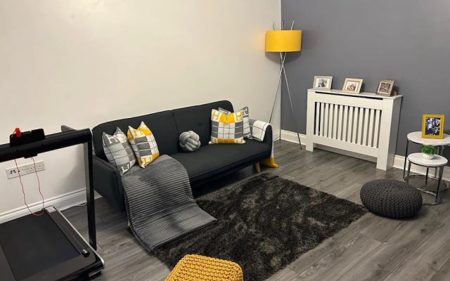Cosy Modern Double Room Fully Equipped