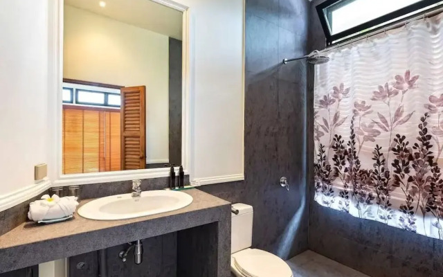 Luxury Beachfront Tai Pan Villa