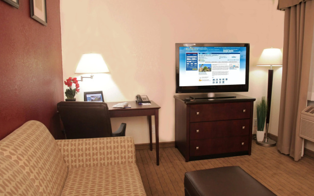 Studio 6 Suites Lawndale, CA – South Bay