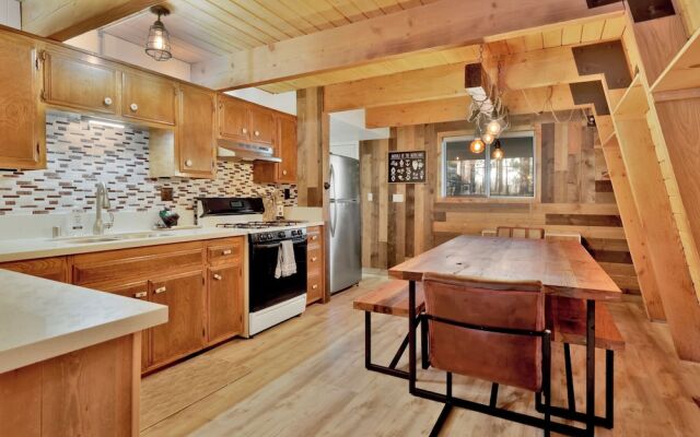 Fox & Bears Retreat#2190