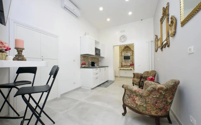 Roman Holiday Apartment