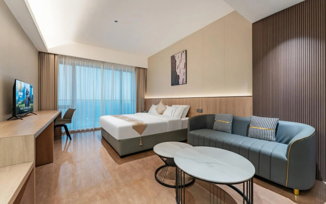 Yicheng Apartment PaZhou Poly World Center
