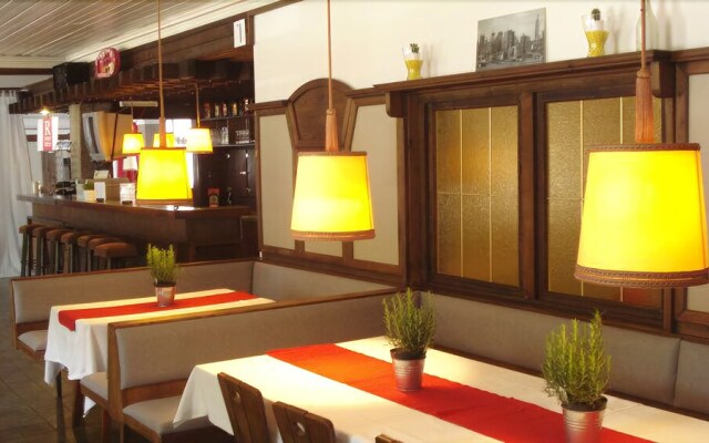Hotel Retro