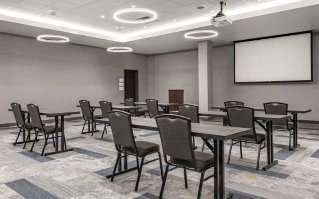 Cambria Hotel Bloomington Mall of America Minneapolis Airport