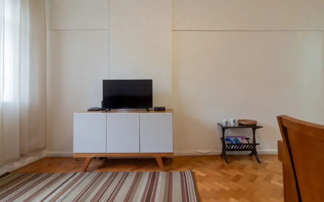 5 Minutes From Copacabana Beach Bi404