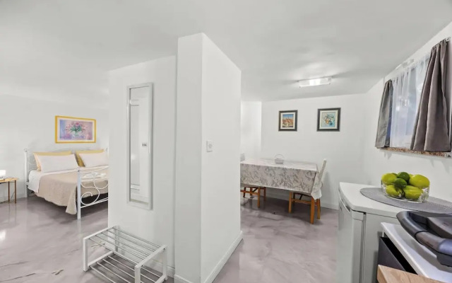 Apartments Knezovic