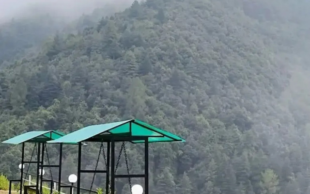 Resort Prakriti Unwind