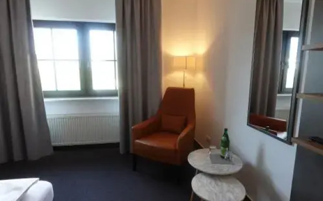 Hotel & Weinhaus Zum Schwarzen Bären