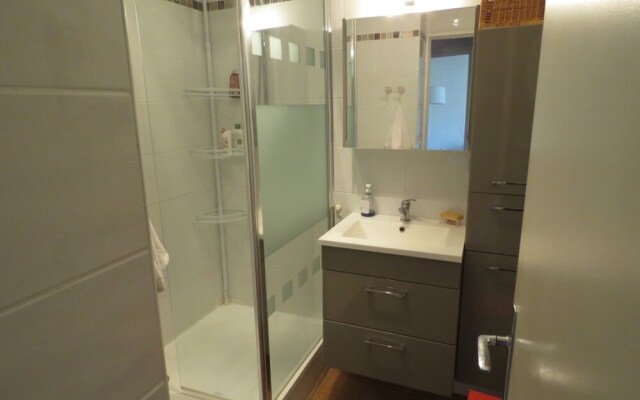 Apartment With one Bedroom in Saint-mandrier-sur-mer, With Wonderful s