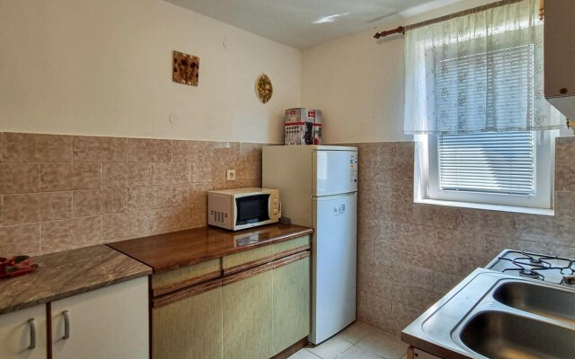 Awesome Apartment in Jasenice With Wifi and 2 Bedrooms