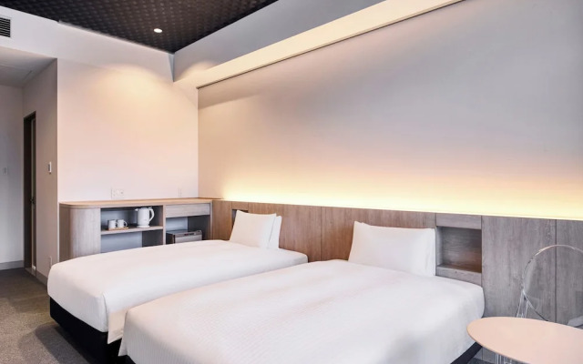 IN THE LIBRARY hotel and books TOKOROZAWA