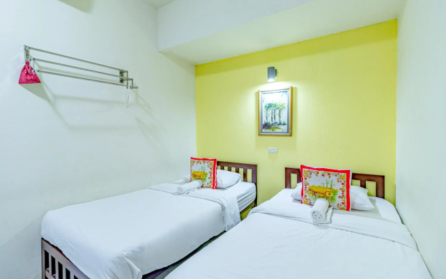 Sleep Dee Hostel – Guest Rooms – Bangkok