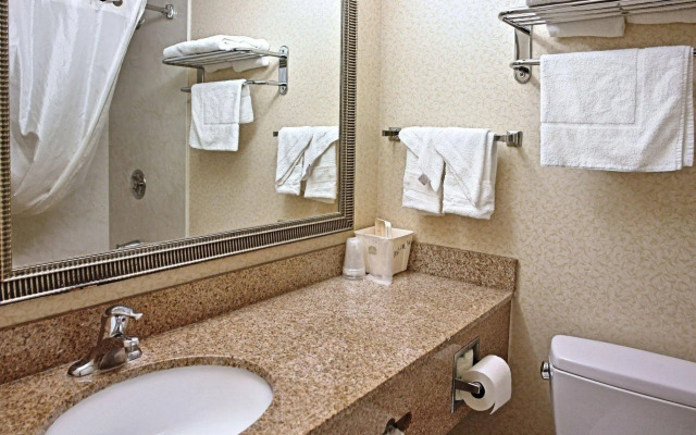 Quality Inn & Suites Morgantown - University Area